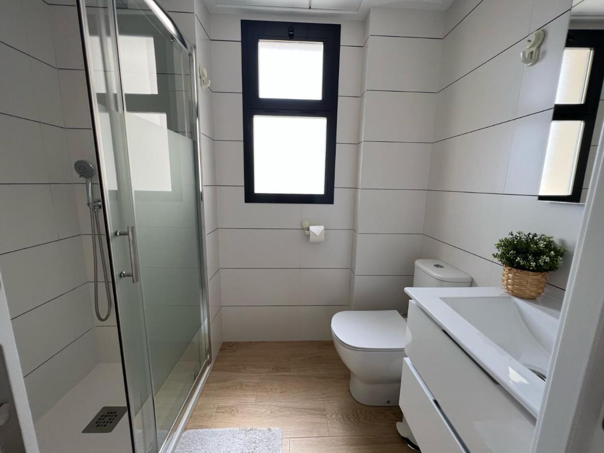 Luxurious Flat & Private Rooftop In Villamartin Orihuela Costa Dehesa de Campoamor  Buitenkant foto